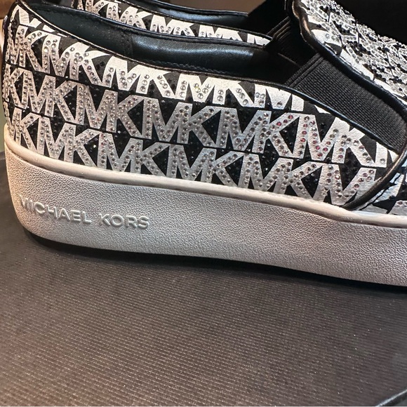 Michael Kors slide sneakers - Picture 10 of 14